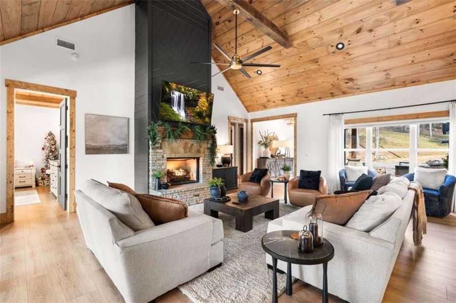 Furnished interior view inside a new home in , Ellijay (Image 40).