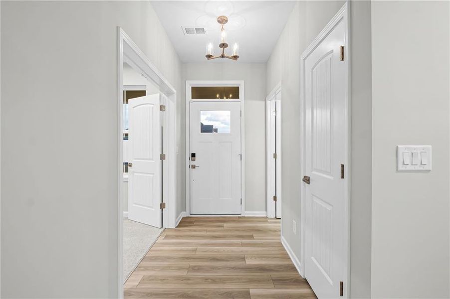 Spacious, unfurnished interior of a new home in Pickens Bluff, Hiram (Image 40).