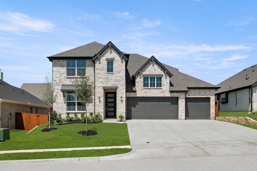 Front exterior of a new home in Waterford Park, Weatherford, TX, highlighting curb appeal (Image 1). Front exterior of a new home in Waterford Park, Weatherford, TX, highlighting curb appeal (Image 1).