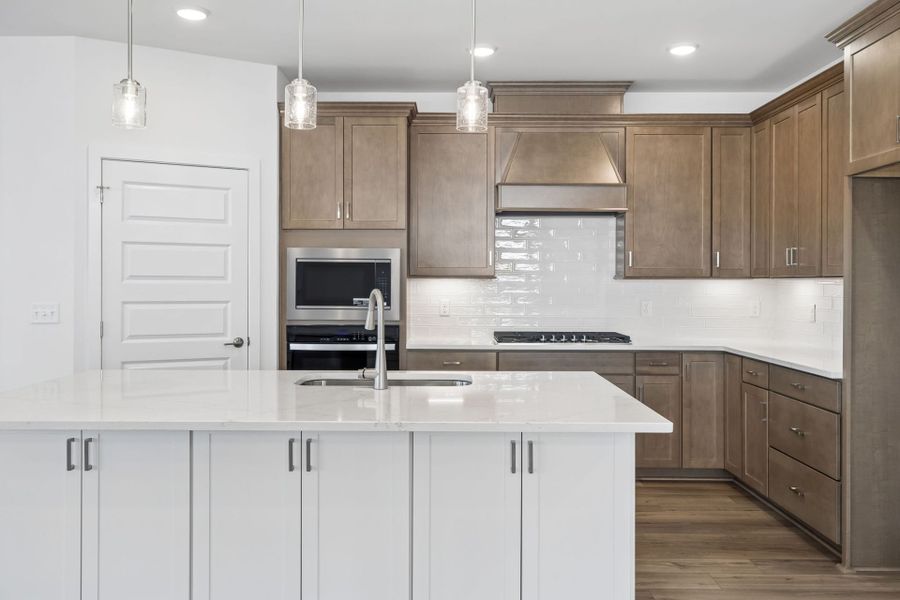 Furnished interior view inside a new home in Del Webb Barton Village, Lebanon (Image 11).