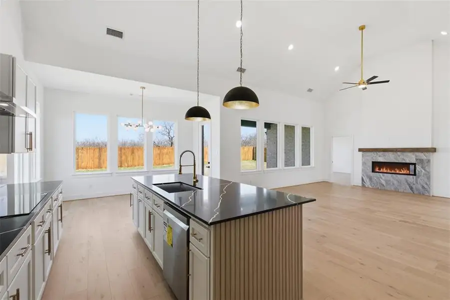 Furnished interior view inside a new home in , Sherman (Image 9).