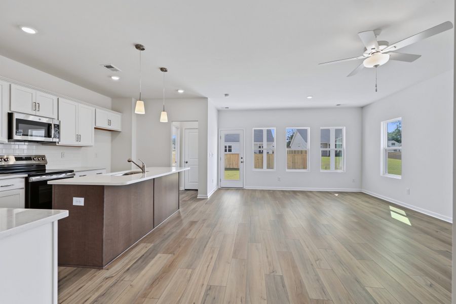 Spacious, unfurnished interior of a new home in Jordan Grove, Conway (Image 31).