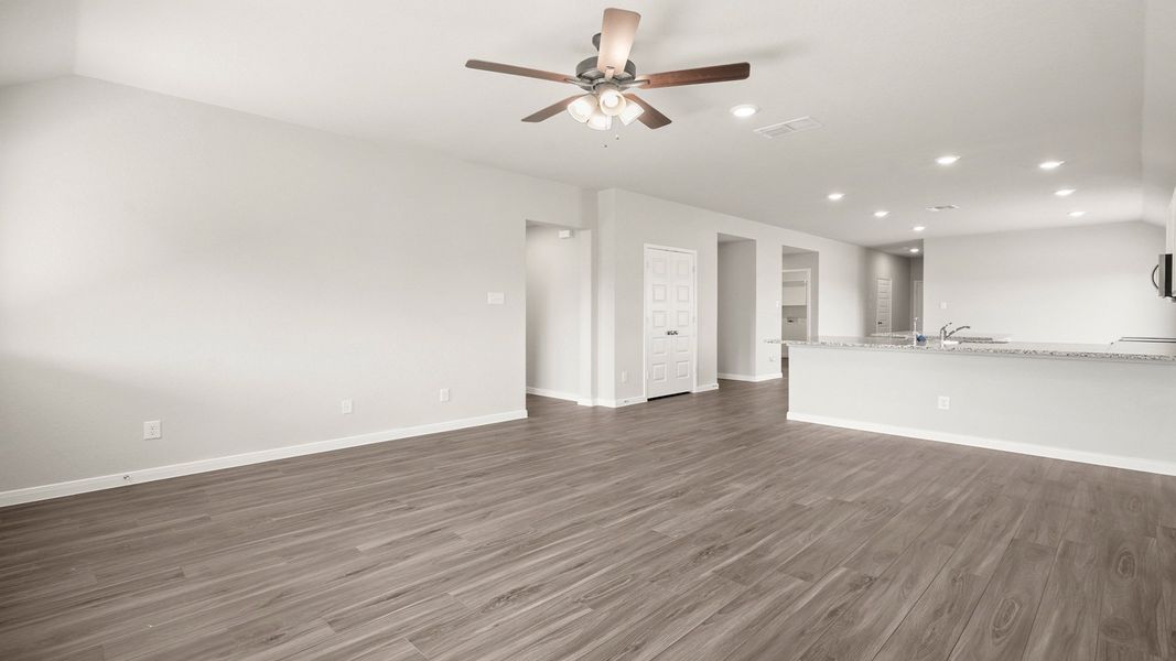 Spacious, unfurnished interior of a new home in Swenson Heights, Seguin (Image 20). Spacious, unfurnished interior of a new home in Swenson Heights, Seguin (Image 20).