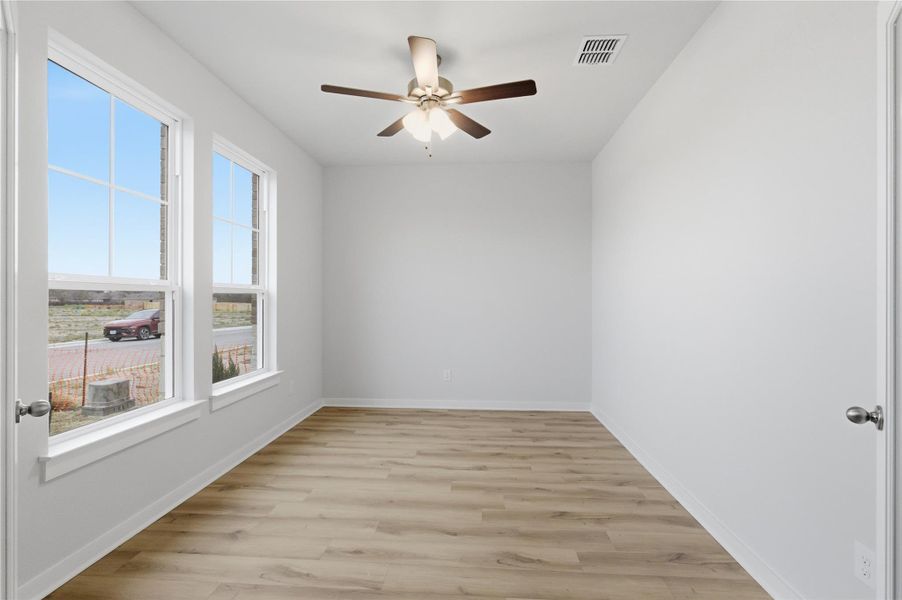 Spacious, unfurnished interior of a new home in Infinity Square, Kyle (Image 24).