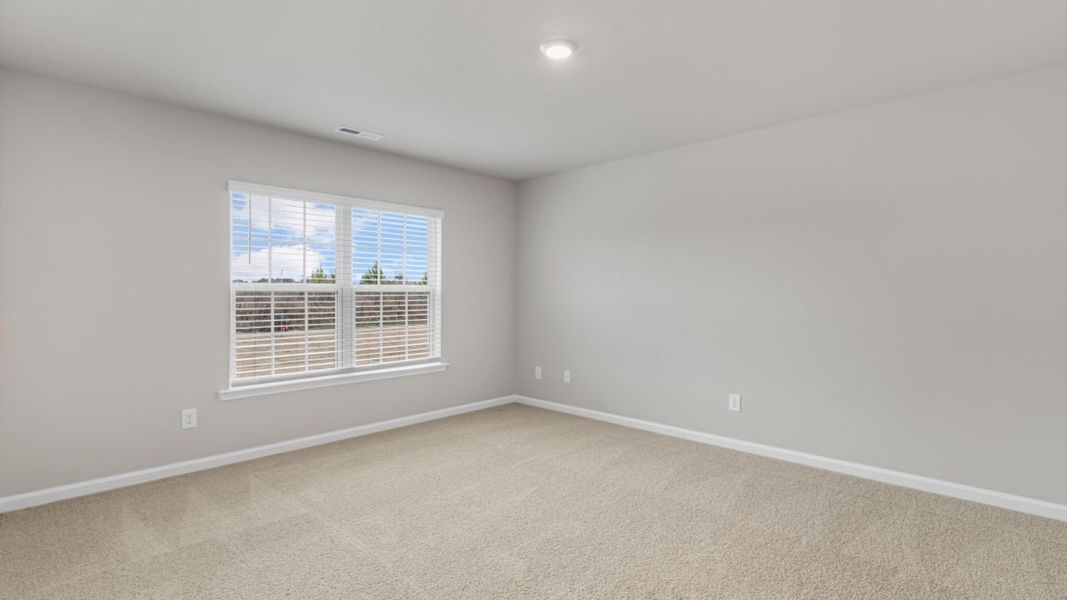 Spacious, unfurnished interior of a new home in Bynum Farms, Farmville (Image 21).