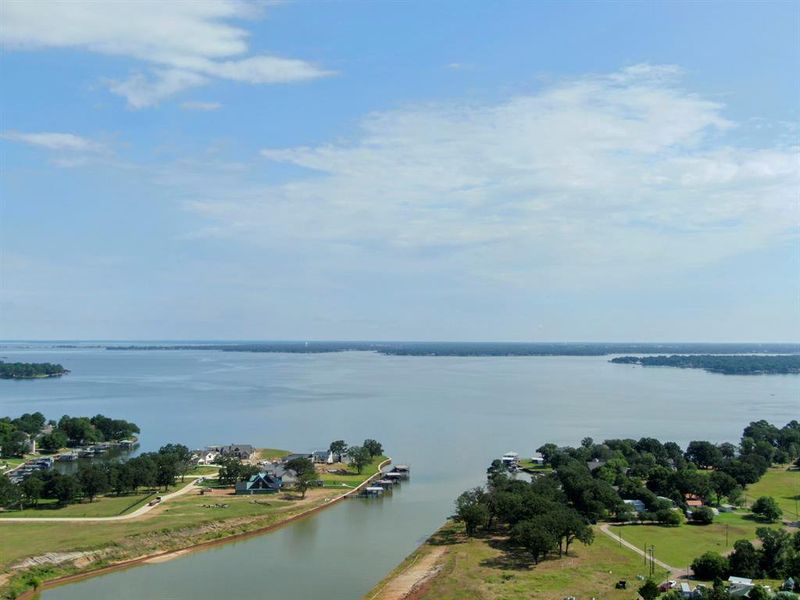 Natural landscape and outdoor views near  in Kemp (Image 23).