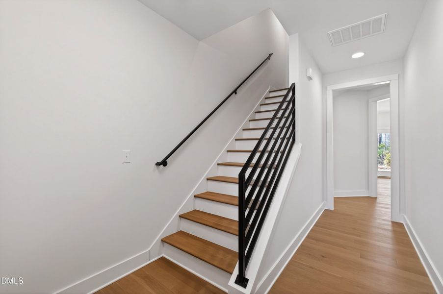 978 Helix (5) 978 Helix (5)