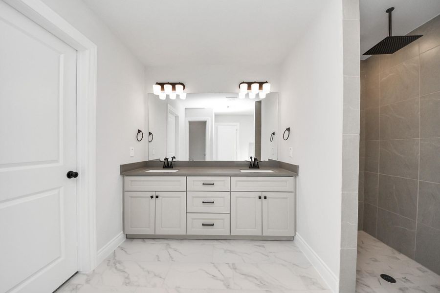 Furnished interior view inside a new home in Lexington Heights, Willis (Image 6).