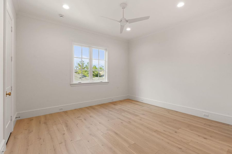 Spacious, unfurnished interior of a new home in , Houston (Image 20).