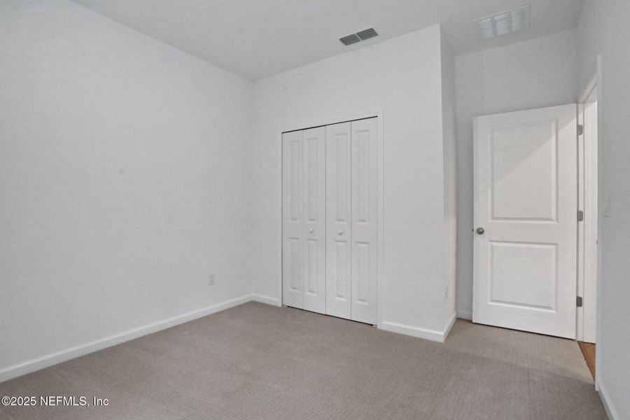 Spacious, unfurnished interior of a new home in Jennings Farm, Middleburg (Image 31). Spacious, unfurnished interior of a new home in Jennings Farm, Middleburg (Image 31).