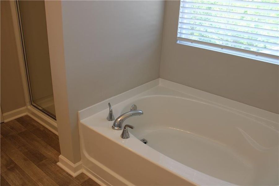 Furnished interior view inside a new home in , Dallas (Image 38). Furnished interior view inside a new home in , Dallas (Image 38).