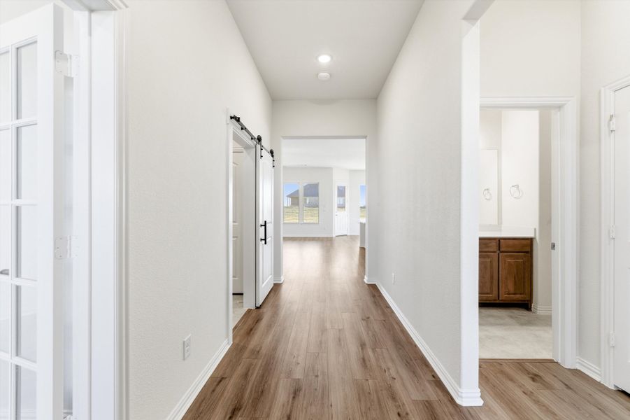 Spacious, unfurnished interior of a new home in Clear Sky Addition, Valley View (Image 13).