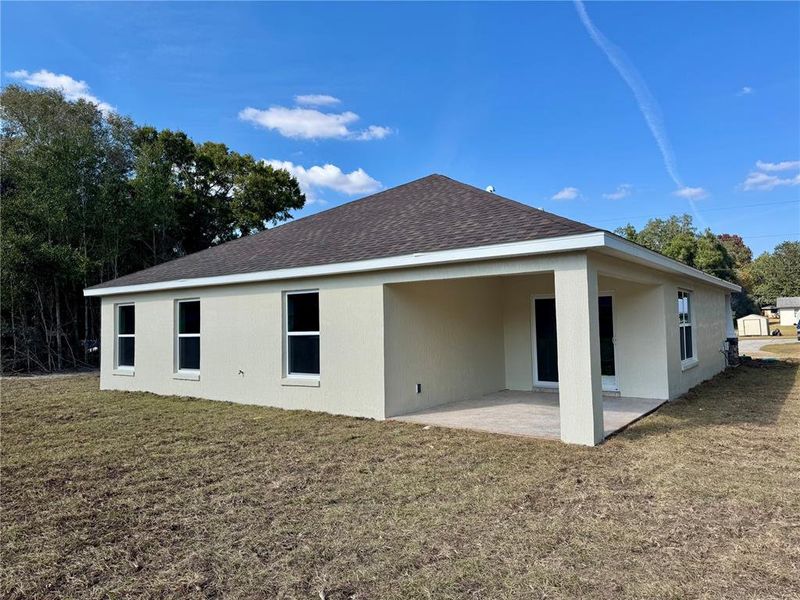 Exterior details and patio area of a home in , Dunnellon (Image 16). Exterior details and patio area of a home in , Dunnellon (Image 16).
