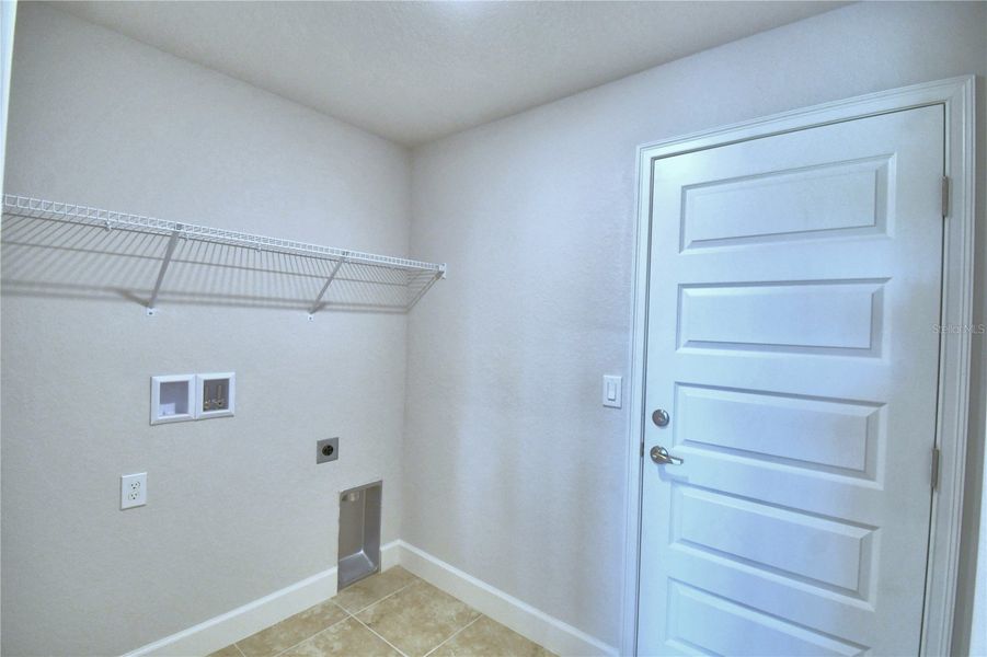 Spacious, unfurnished interior of a new home in Cadence Crossing, Auburndale (Image 18).