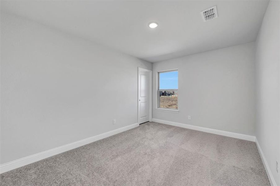 Spacious, unfurnished interior of a new home in Lilybrooke at Legacy Hills, Celina (Image 20).