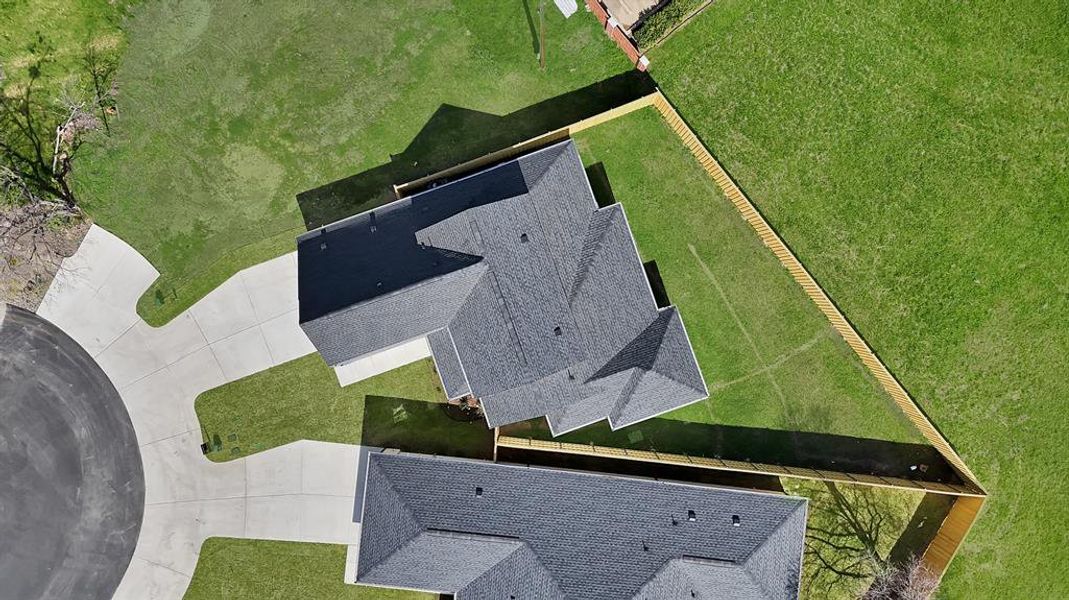 Image 37 of a home in .