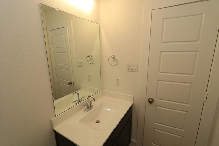 Furnished interior view inside a new home in Lago Mar, Santa Fe (Image 3).