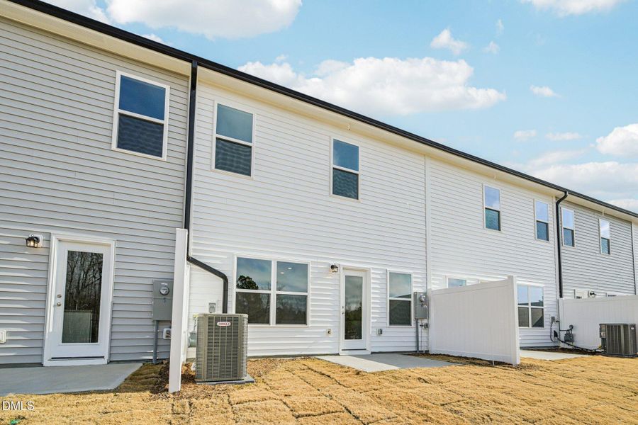 34-web-or-mls-Mirth Ct-S0701-034