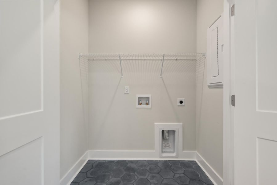 Spacious, unfurnished interior of a new home in Academy Park, Beaufort (Image 19).