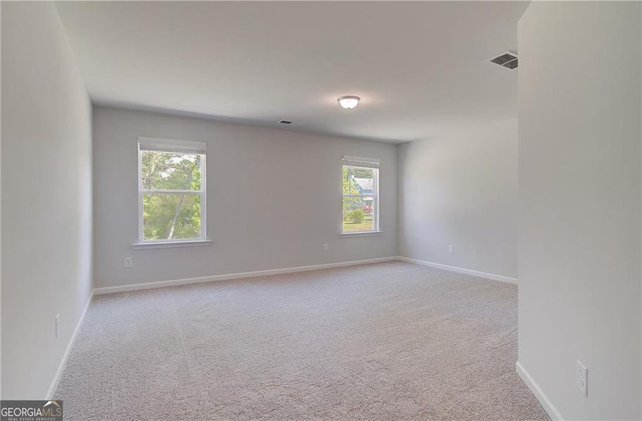 Spacious, unfurnished interior of a new home in Bowers Farm, McDonough (Image 10).