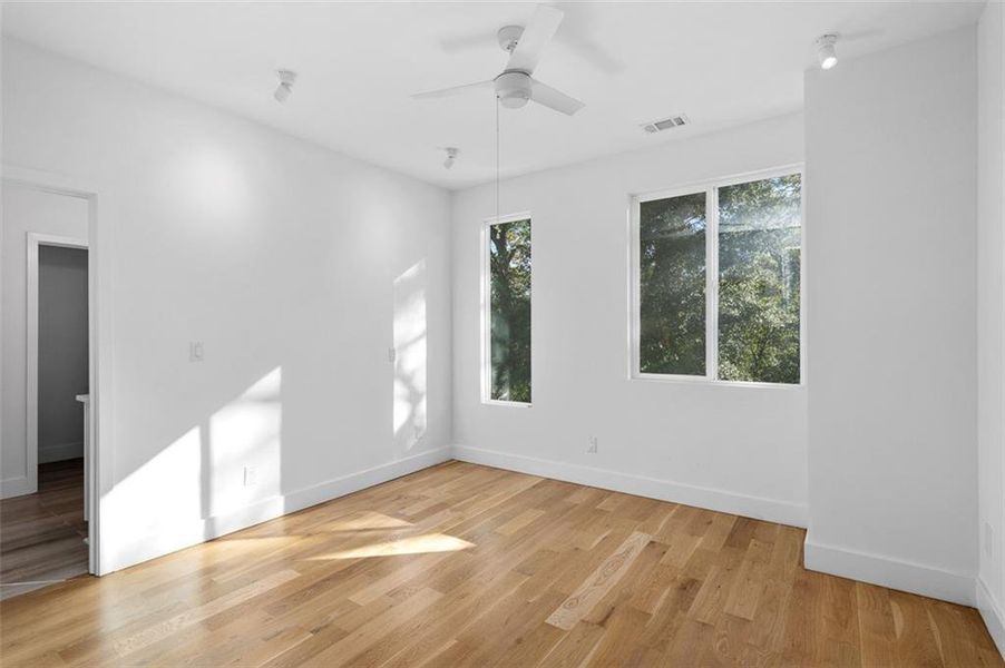 Spacious, unfurnished interior of a new home in , Atlanta (Image 42). Spacious, unfurnished interior of a new home in , Atlanta (Image 42).
