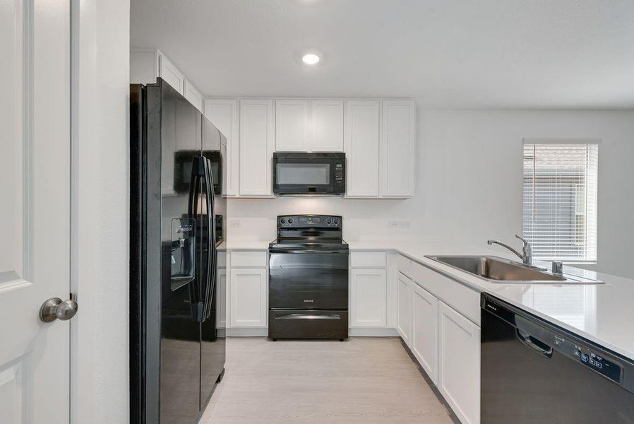 Furnished interior view inside a new home in Cottonwood, Wilmer (Image 7). Furnished interior view inside a new home in Cottonwood, Wilmer (Image 7).