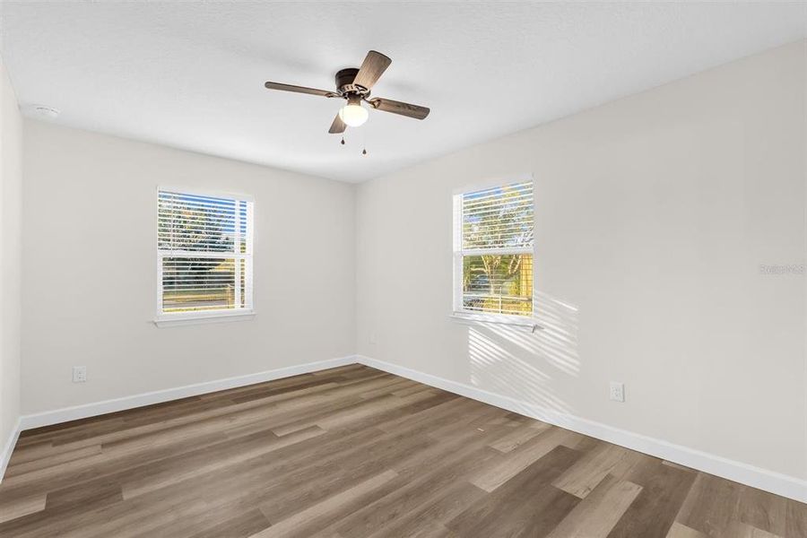 Spacious, unfurnished interior of a new home in , Orlando (Image 16).