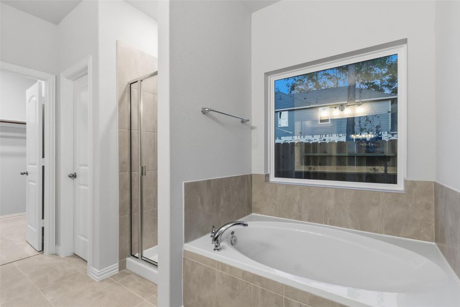 Furnished interior view inside a new home in The Woodlands Hills, Willis (Image 9). Furnished interior view inside a new home in The Woodlands Hills, Willis (Image 9).