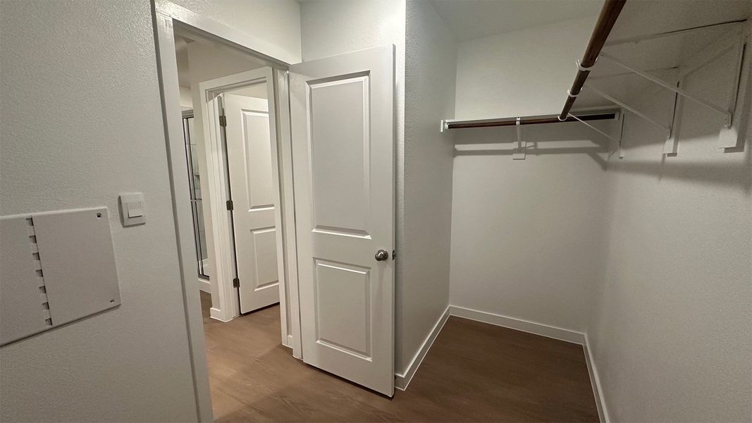 Spacious, unfurnished interior of a new home in Rancho Vista, Corpus Christi (Image 21).