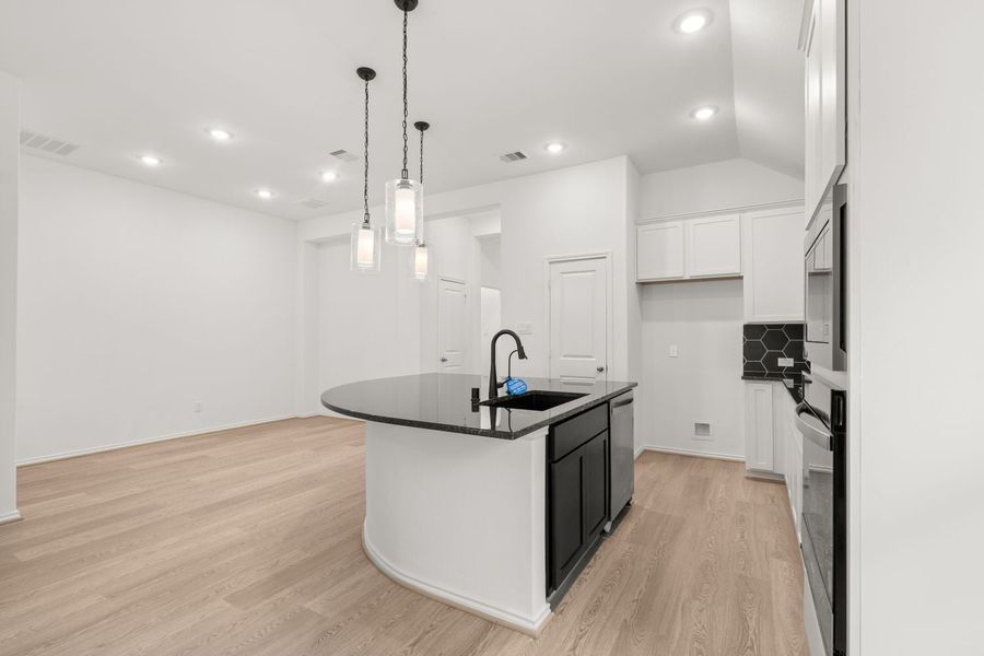 New Home in Porter, TX. - Slide 12 New Home in Porter, TX. - Slide 12