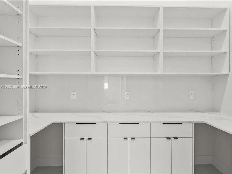 Image 53 of a home in .