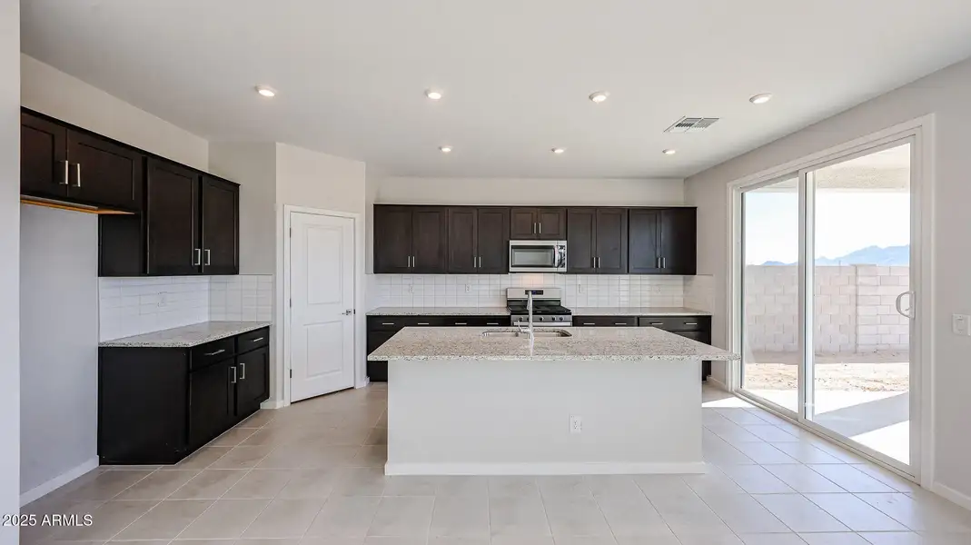 09_2-story-home-for-sale-surprise-AZ_Rea