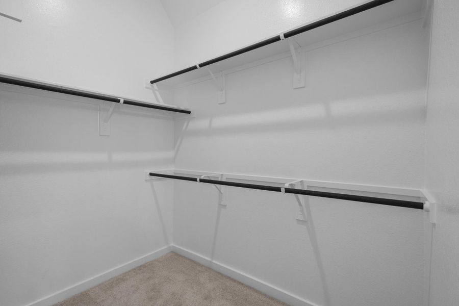 Spacious, unfurnished interior of a new home in Sienna 45', 50', Missouri City (Image 33). Spacious, unfurnished interior of a new home in Sienna 45', 50', Missouri City (Image 33).