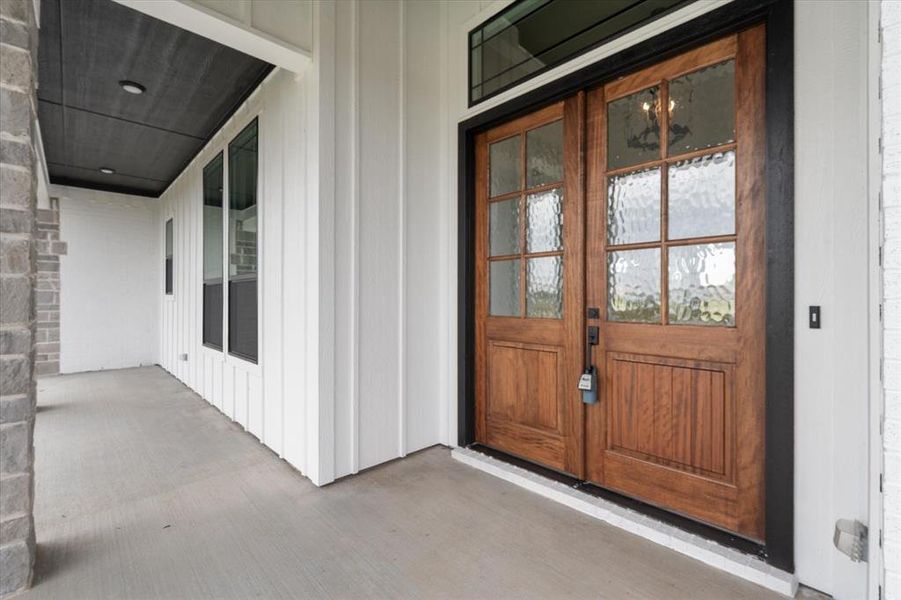 Exterior details and patio area of a home in , Waxahachie (Image 3).