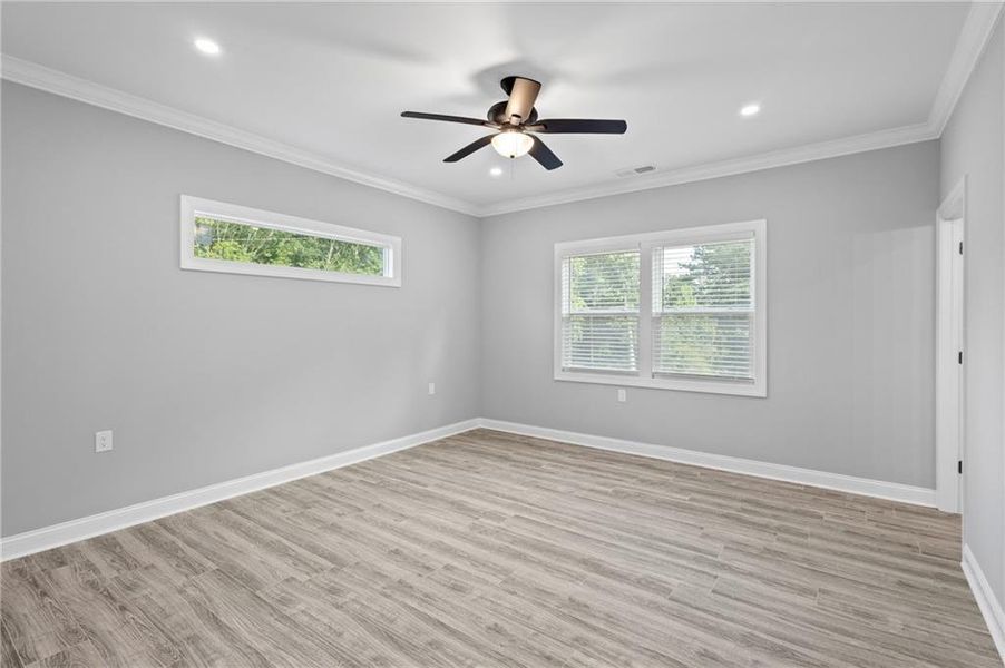 Spacious, unfurnished interior of a new home in , Sugar Hill (Image 10).