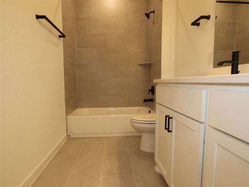 Image 37 of a home in Estancia West. Image 37 of a home in Estancia West.