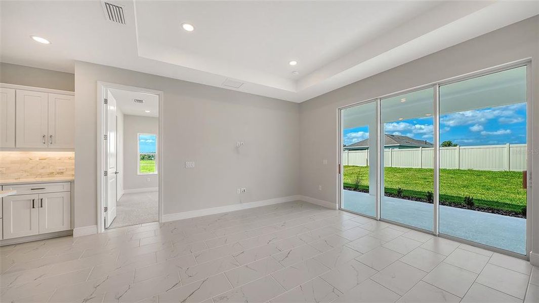 Spacious, unfurnished interior of a new home in Canoe Creek, Parrish (Image 15).
