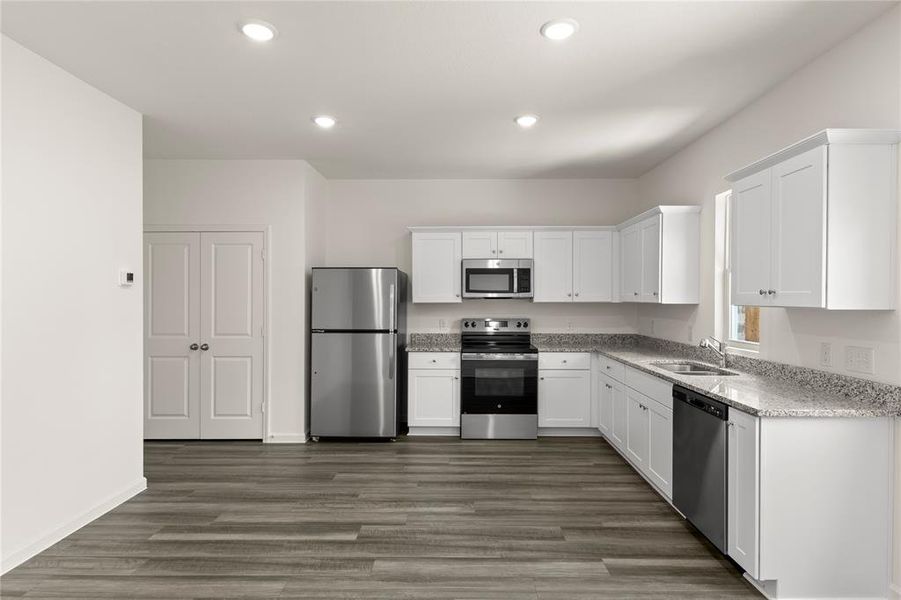 Furnished interior view inside a new home in Meadow Park, Melissa (Image 5). Furnished interior view inside a new home in Meadow Park, Melissa (Image 5).