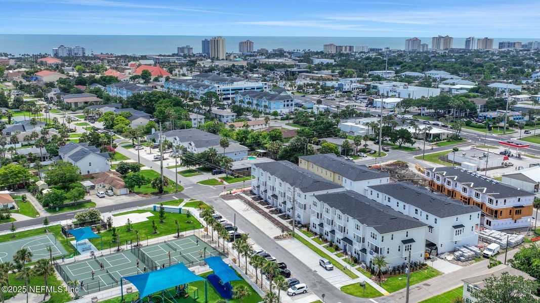 Image 25 of a home in North Beach Townhomes.