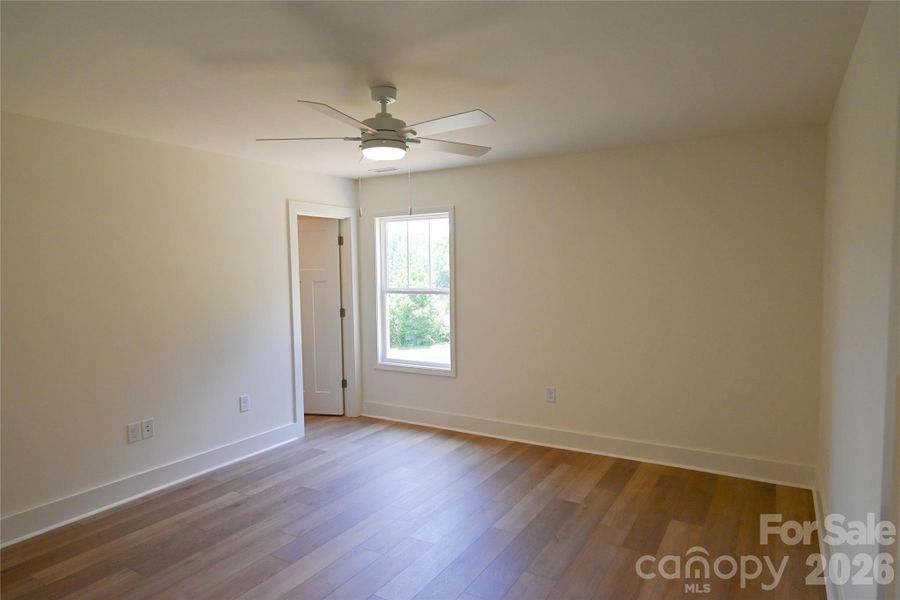 Spacious, unfurnished interior of a new home in , Clover (Image 14).