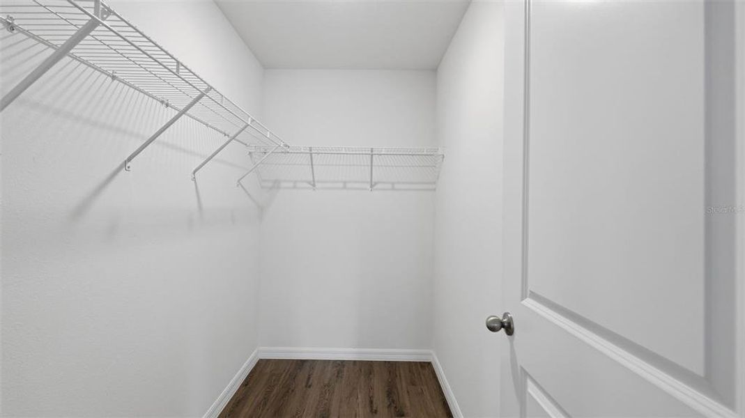 Spacious, unfurnished interior of a new home in Northwater at Two Rivers, Zephyrhills (Image 21).