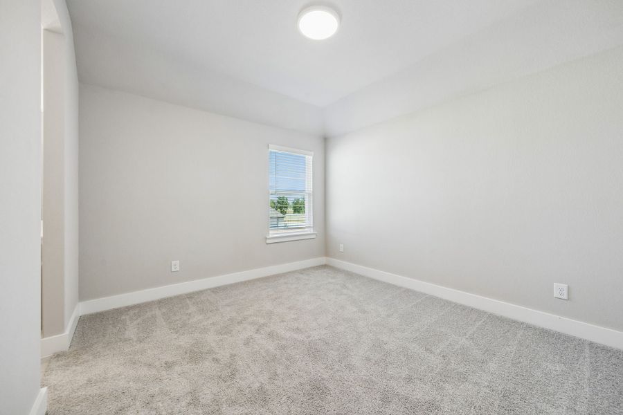 Spacious, unfurnished interior of a new home in Rainwater Crossing, Celina (Image 26).