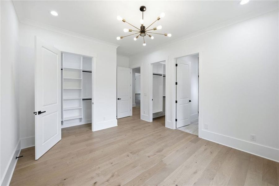 Spacious, unfurnished interior of a new home in , Lawrenceville (Image 49).