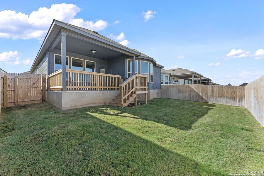 Exterior details and patio area of a home in Lily Springs, Seguin (Image 2).