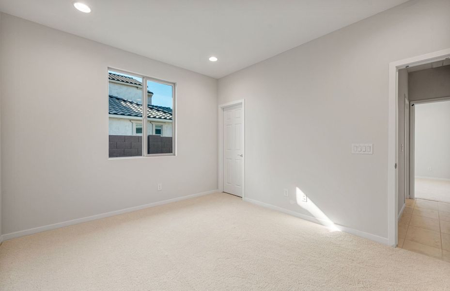 Representative unfurnished interior of a home built from the Rimini by Pulte Homes in Upper Canyon, Phoenix (Image 10). Representative unfurnished interior of a home built from the Rimini by Pulte Homes in Upper Canyon, Phoenix (Image 10).