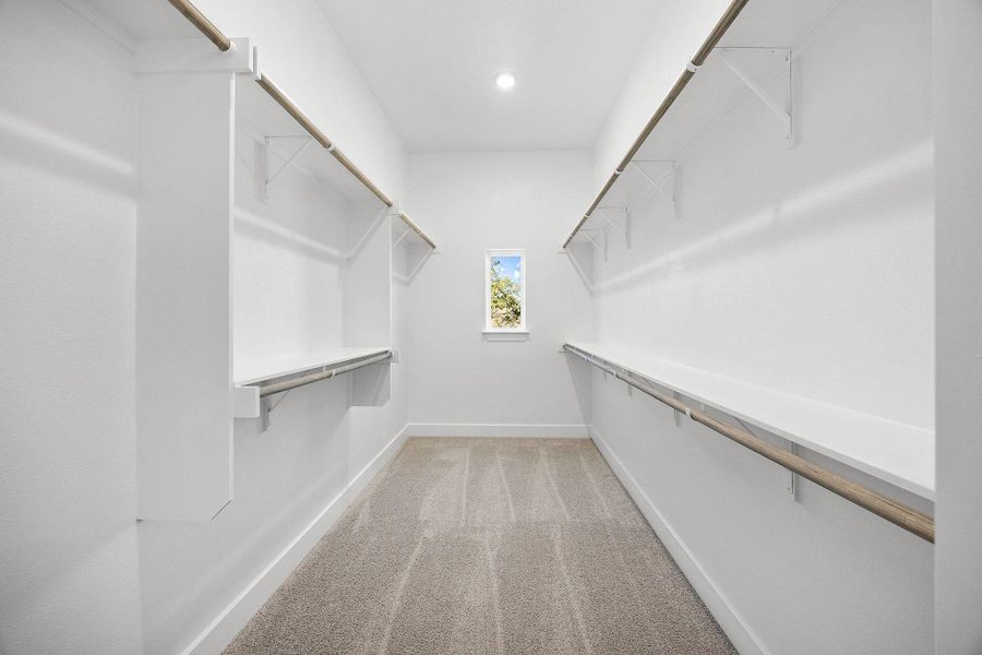 Representative unfurnished interior of a home built from the The Dalton by Westin Homes in Legacy - 60', League City (Image 21).