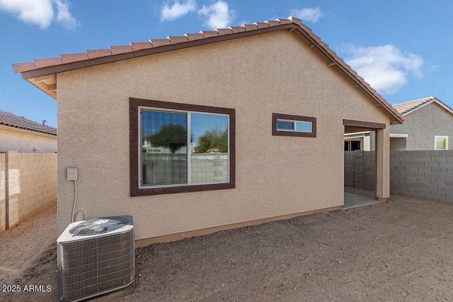 KBPHX_MIR_MagnoliaatDesertPassage-Lot15_