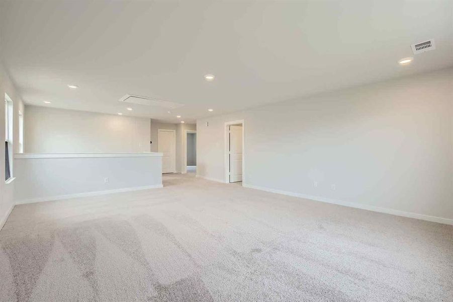 Spacious, unfurnished interior of a new home in Prestige Collection at Overland Grove, Forney (Image 18).