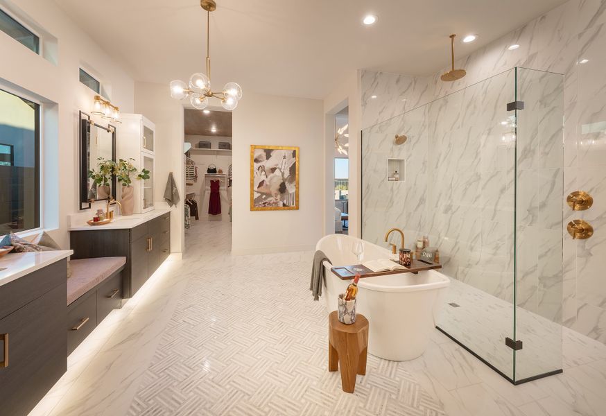 The Pampano - Owner's Bath