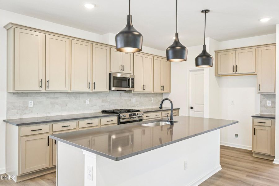 21-web-or-mls-Quarry Rd-S2504-021 21-web-or-mls-Quarry Rd-S2504-021